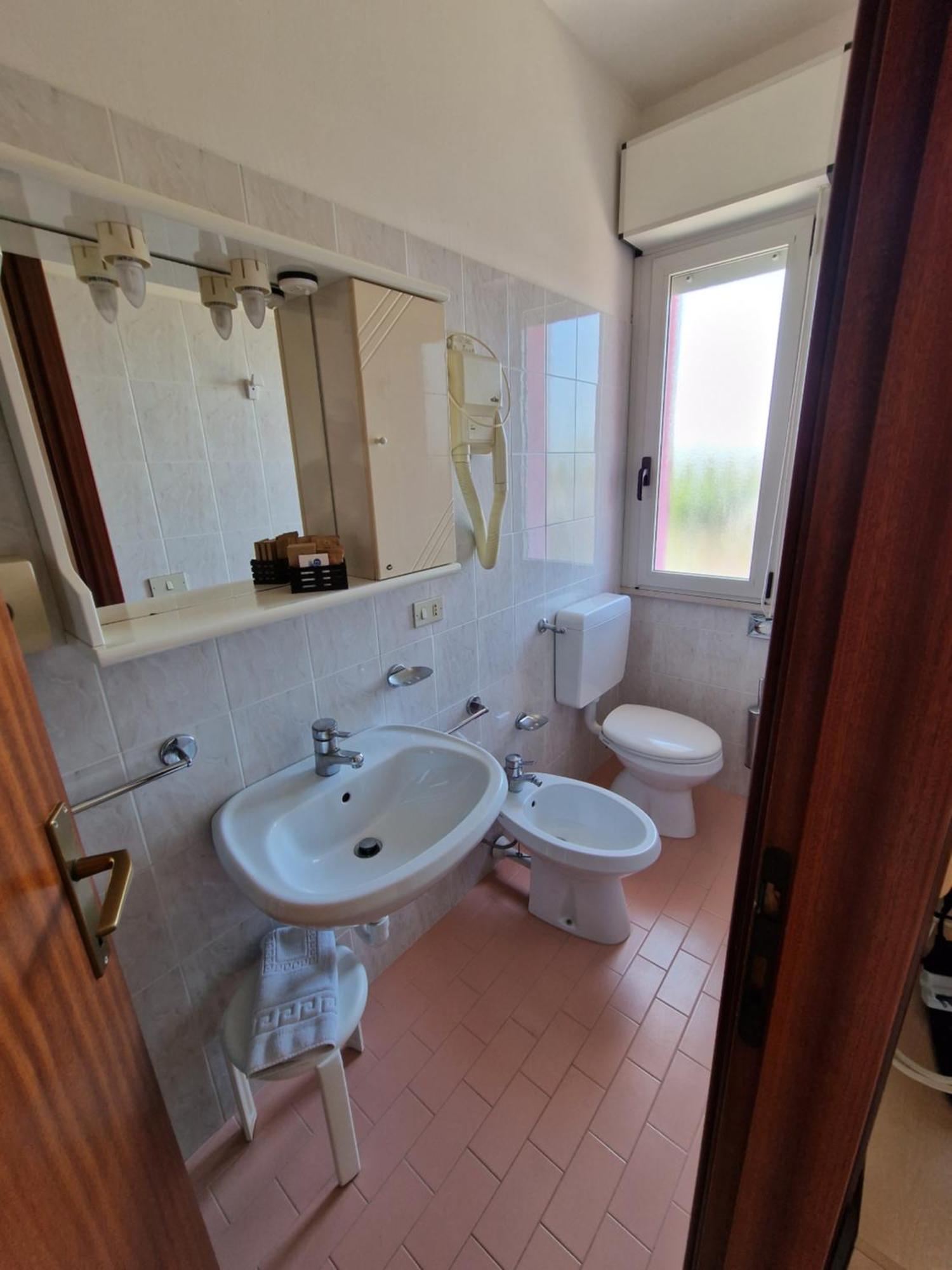 Hotel Di Giovanni บิบิโอเน ภายนอก รูปภาพ