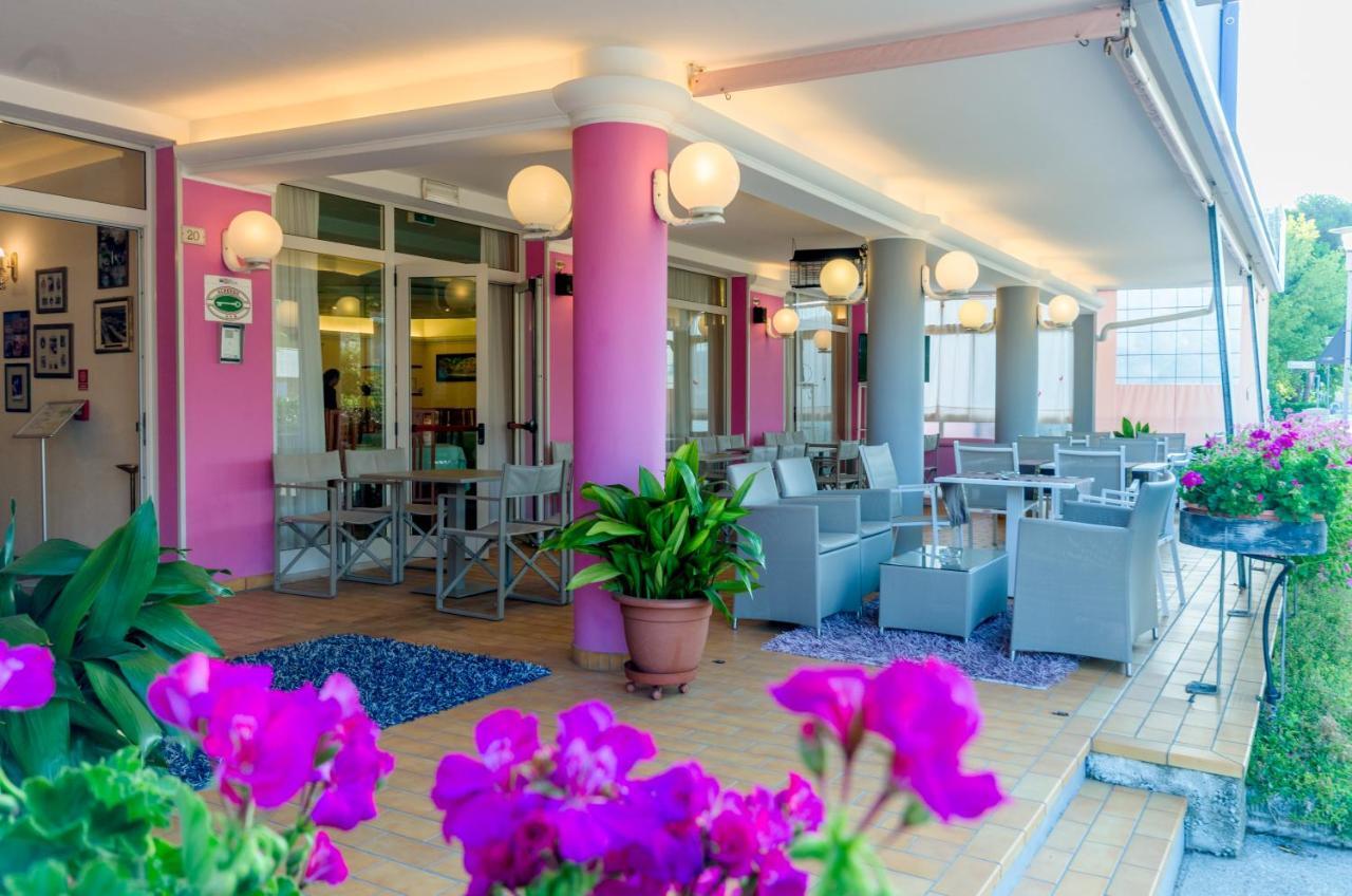 Hotel Di Giovanni บิบิโอเน ภายนอก รูปภาพ